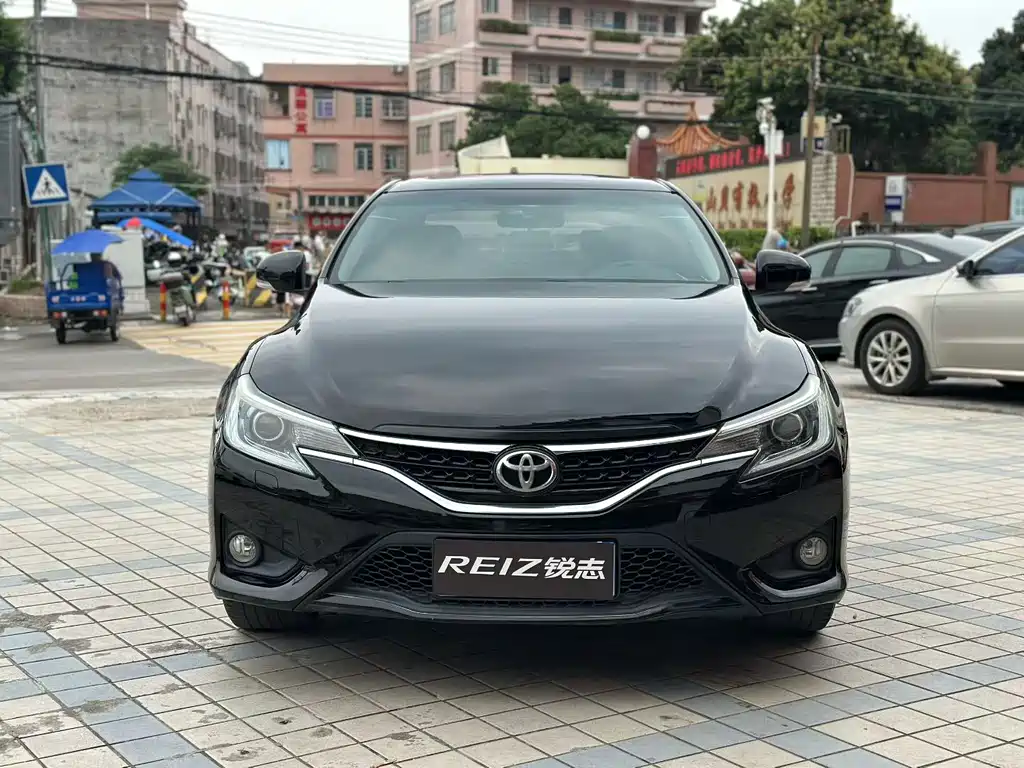 Toyota Reiz — миниатюра 2