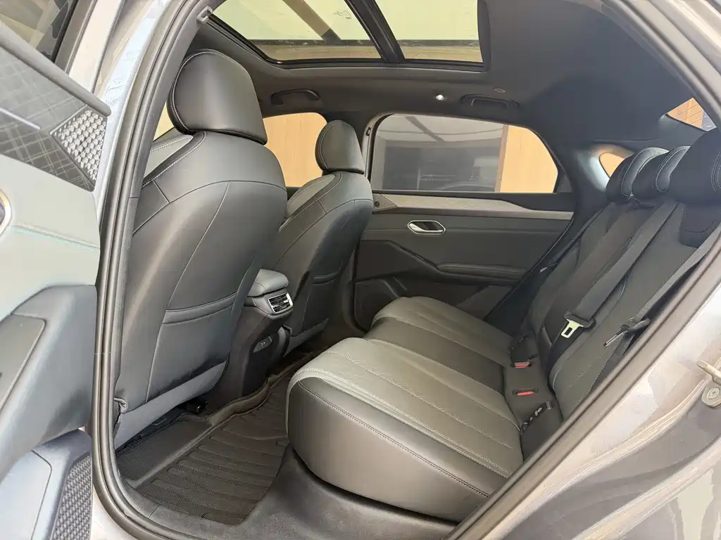 BYD Qin L — миниатюра 6