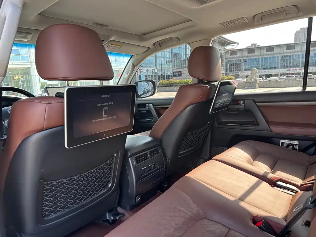 Toyota Land Cruiser — миниатюра 11