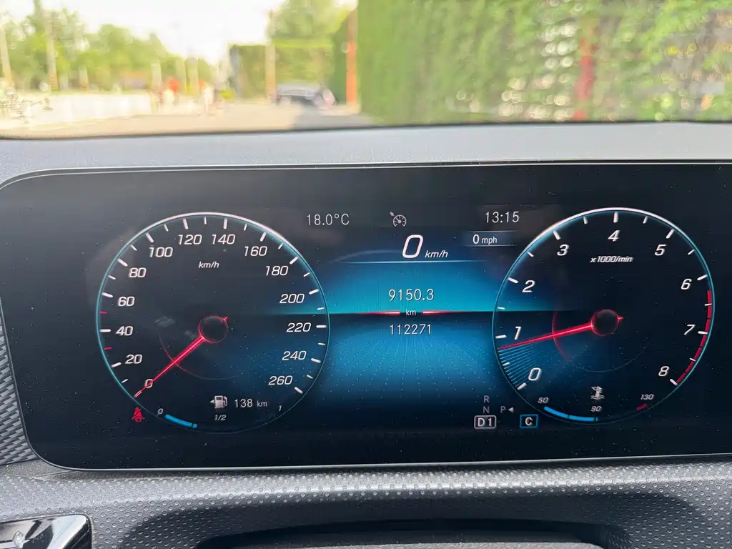 Mercedes-Benz A-Class - фото 9