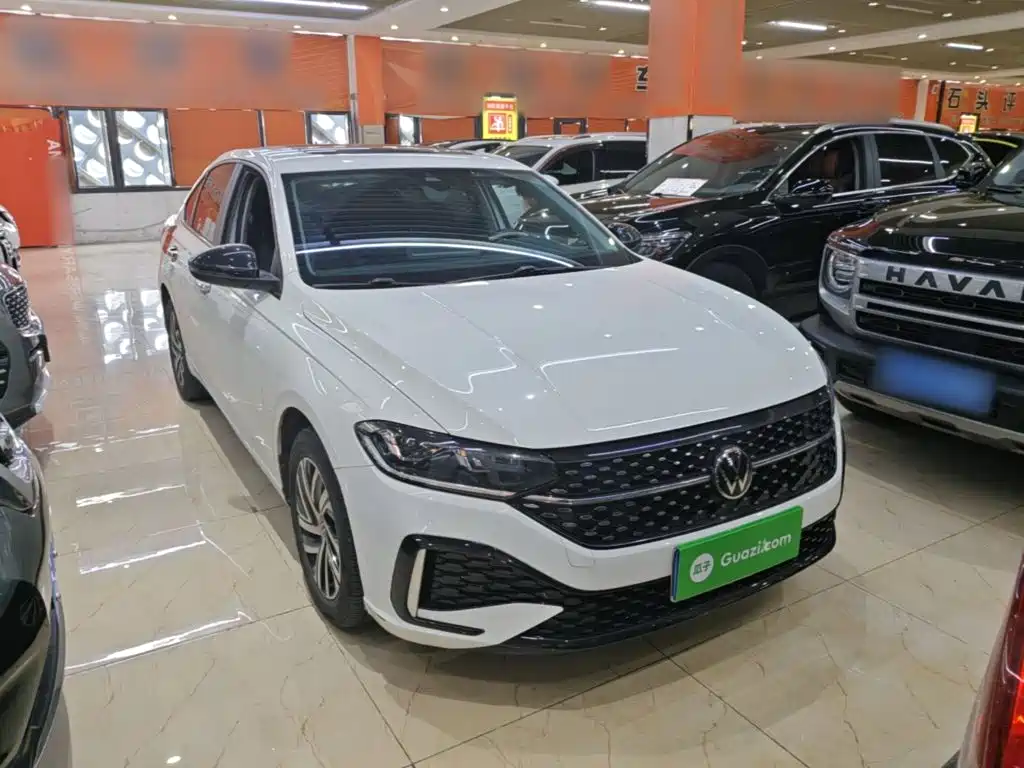 Volkswagen Lavida — миниатюра 4