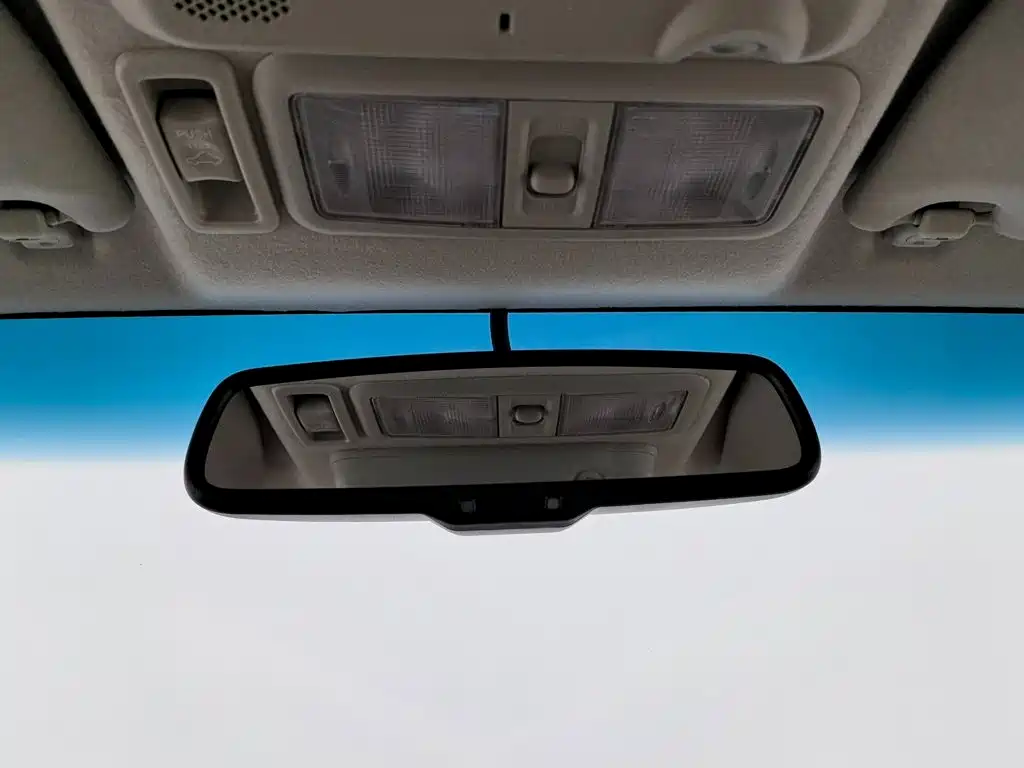 Mitsubishi Pajero (Import) — миниатюра 25