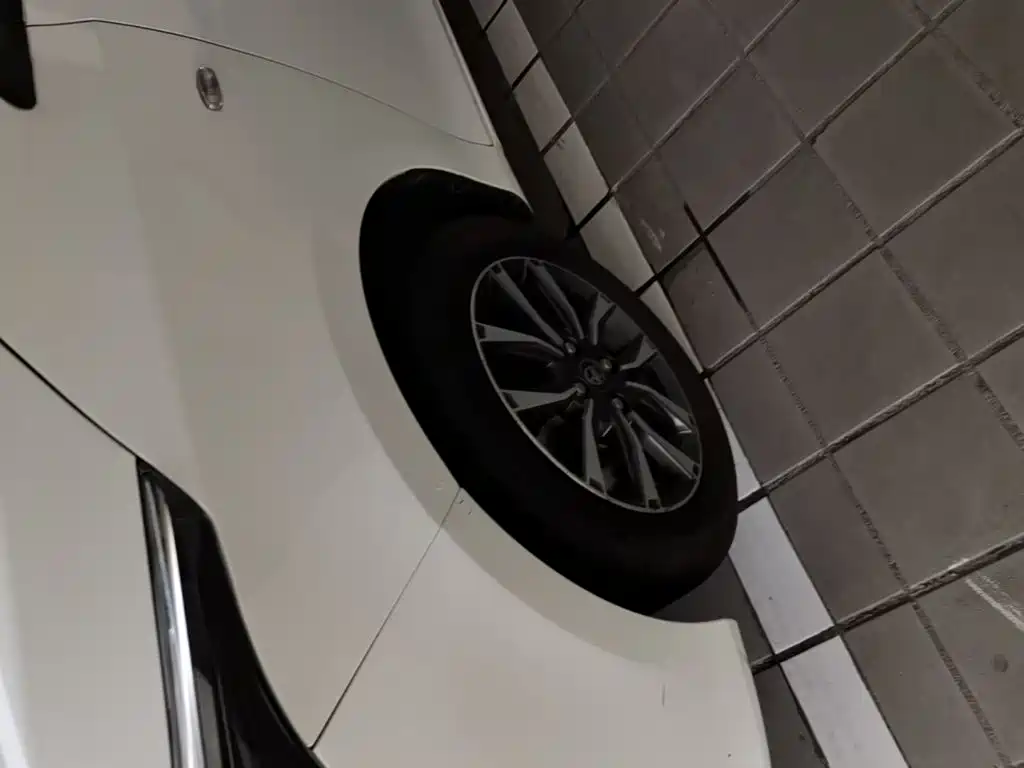 Toyota Yaris L — миниатюра 23