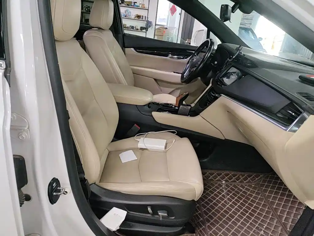 Cadillac XT5 — миниатюра 25