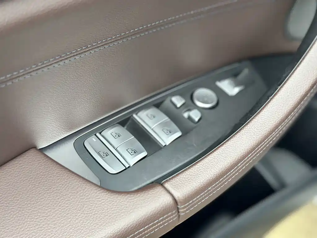 BMW X3 — миниатюра 14