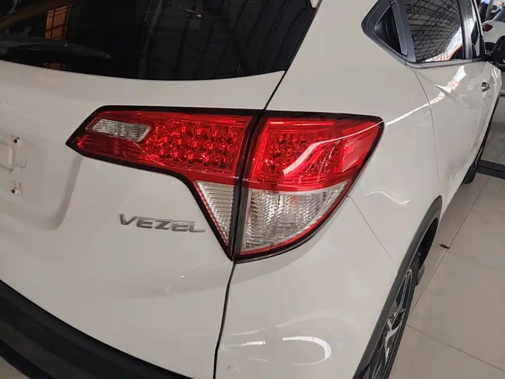 Honda Vezel — миниатюра 8
