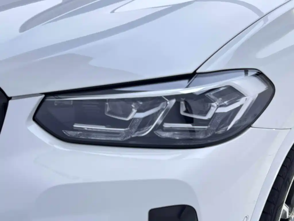 BMW X3 — миниатюра 12
