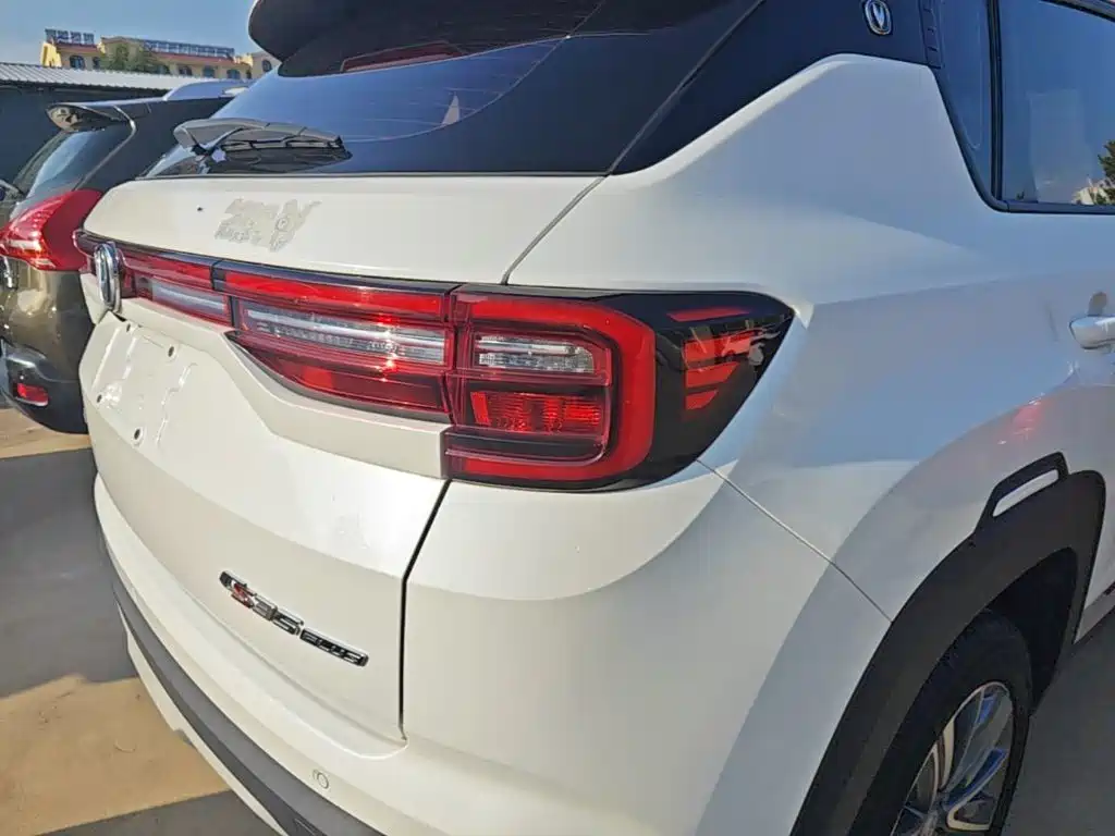 Changan CS35PLUS — миниатюра 8