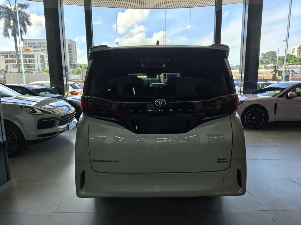 Toyota Alphard 2024 2.5L Premium
