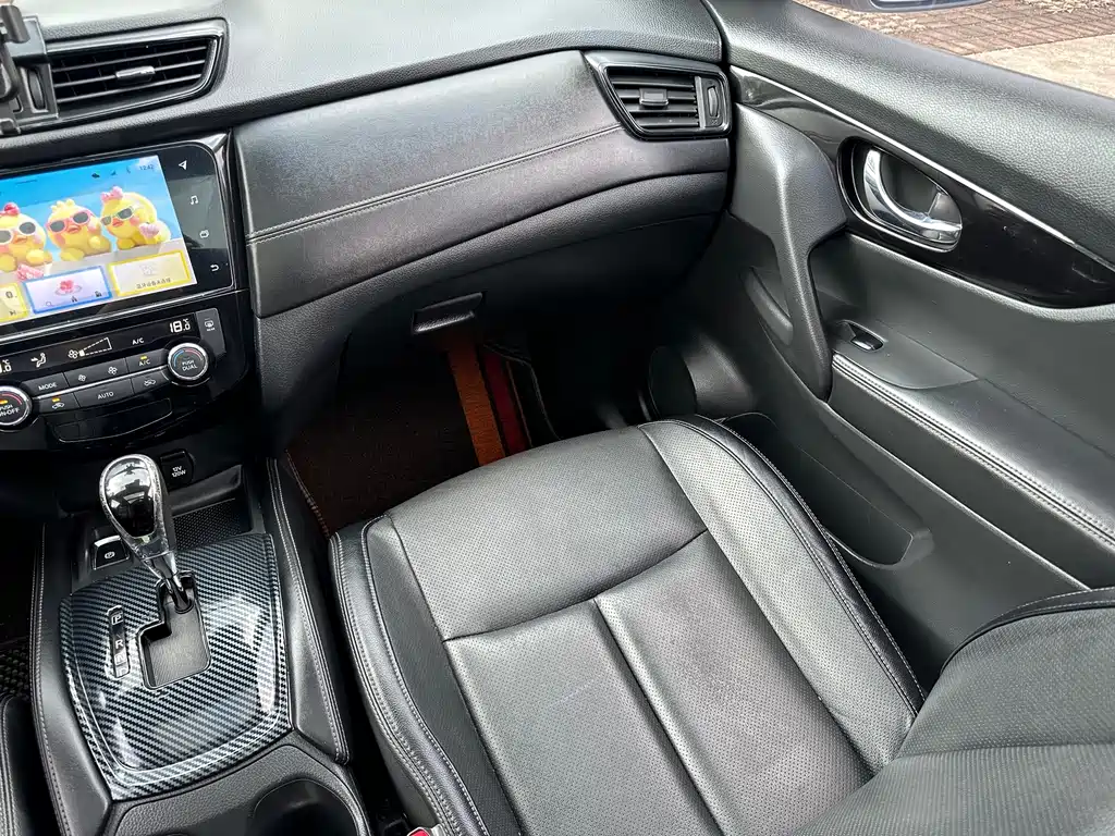 Nissan X-Trail — миниатюра 19