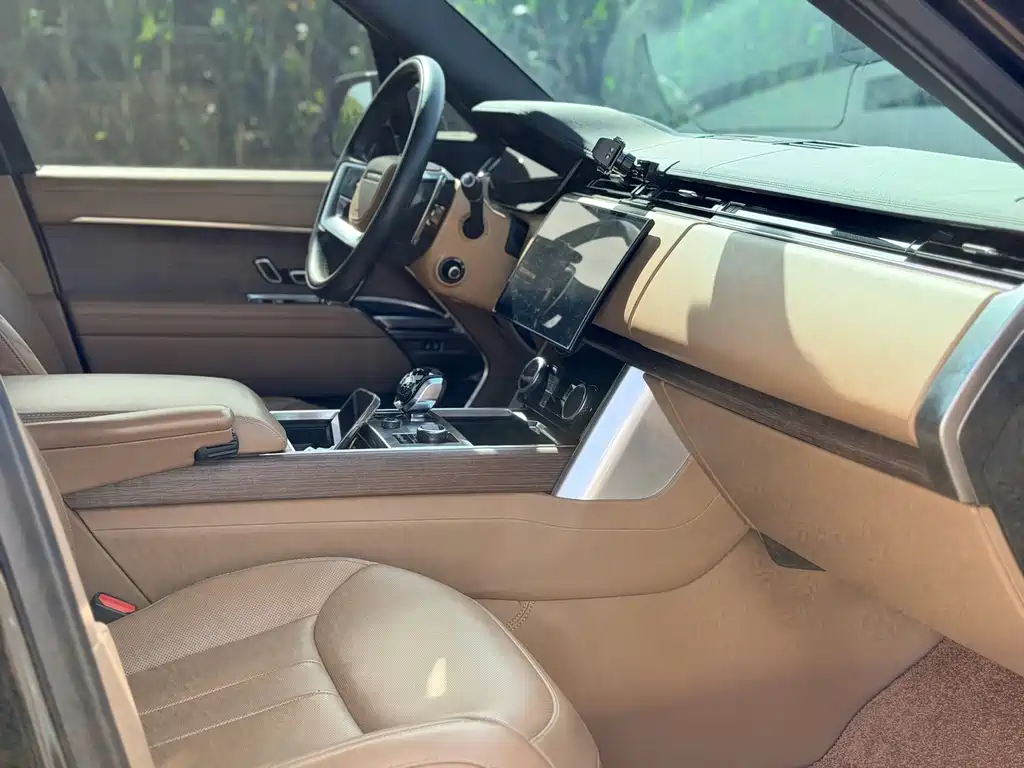 Land Rover Range Rover — миниатюра 11
