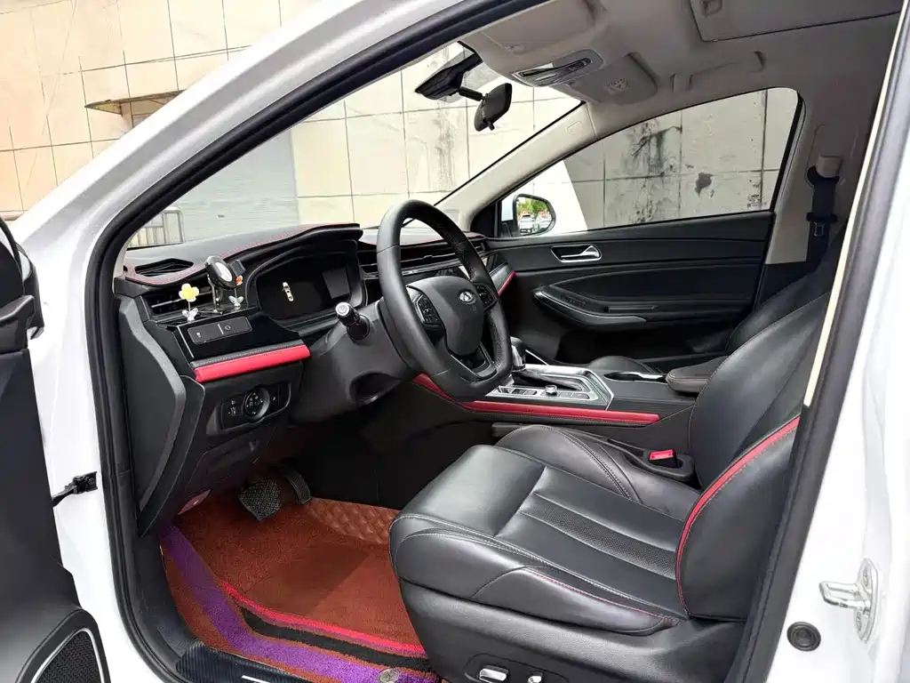 Chery 5 PLUS 2021 1.5T CVT PLUS