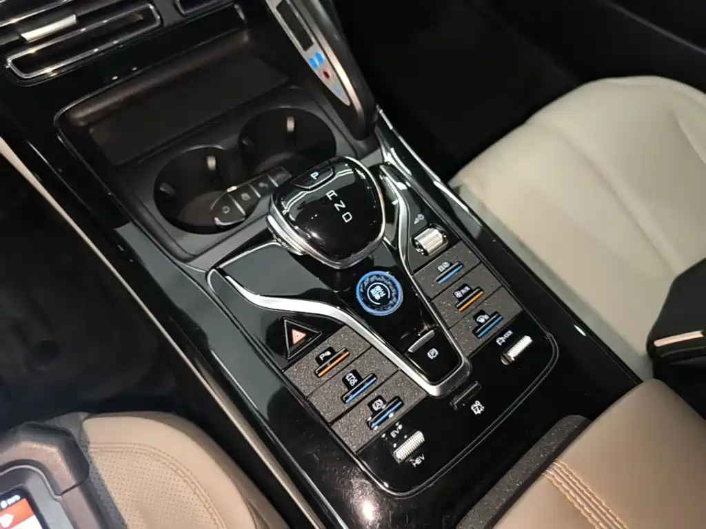 BYD Qin PLUS — миниатюра 14