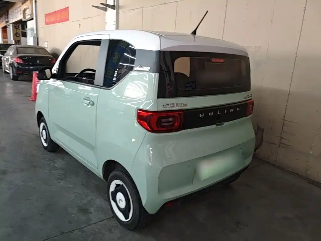 Wuling MINIEV — миниатюра 5