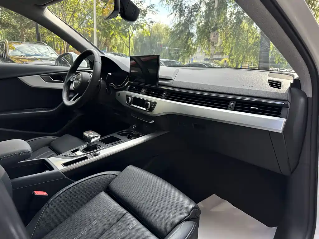 Audi A4L — миниатюра 11