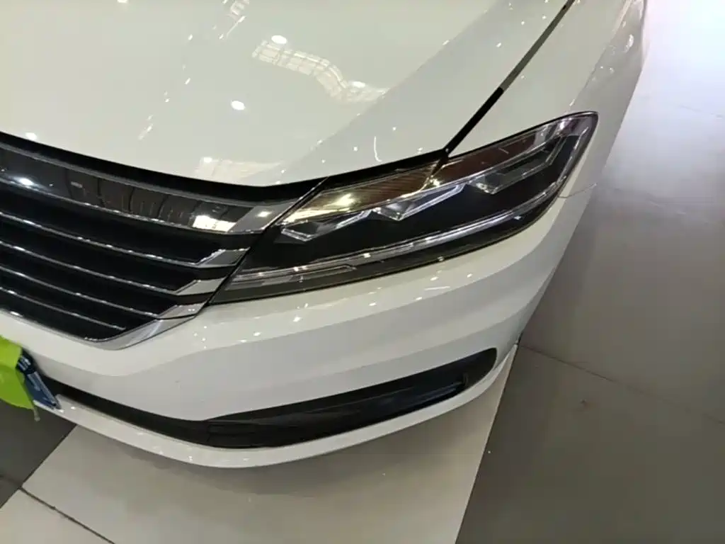 Volkswagen Lavida — миниатюра 24