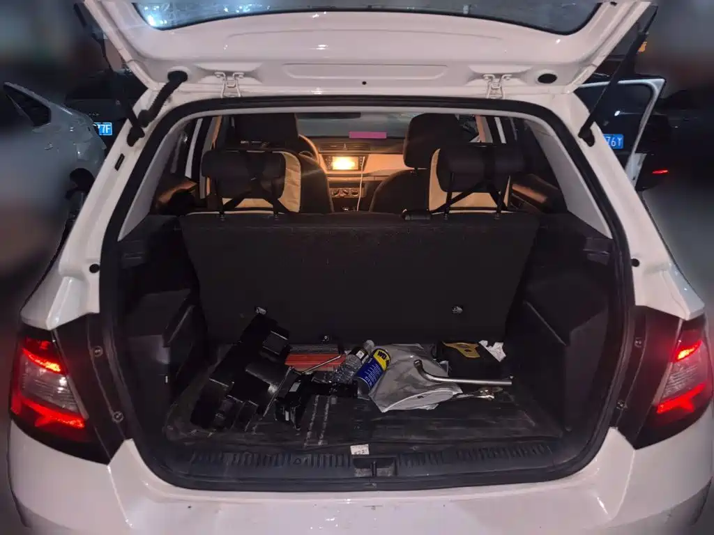 Skoda Fabia — миниатюра 10