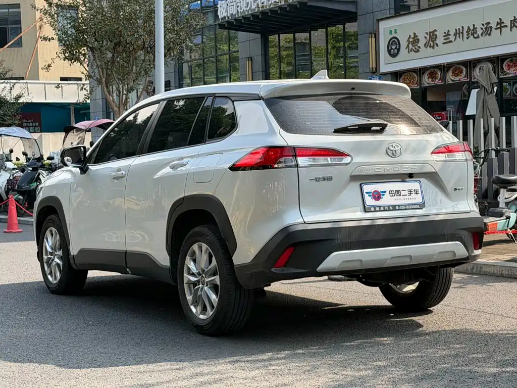 Toyota Corolla Cross — миниатюра 4