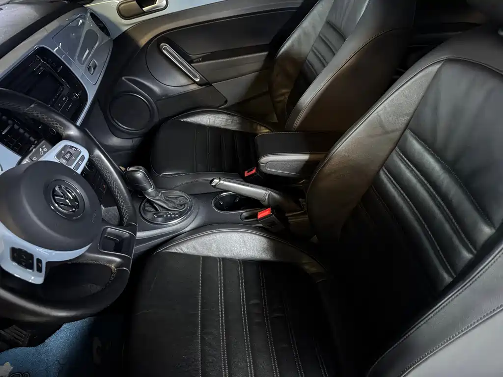 Volkswagen Beetle — миниатюра 6
