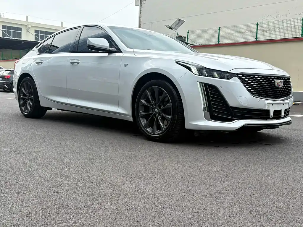 Cadillac CT5 — миниатюра 3