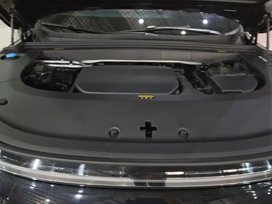 Li Auto Li L6 — миниатюра 10