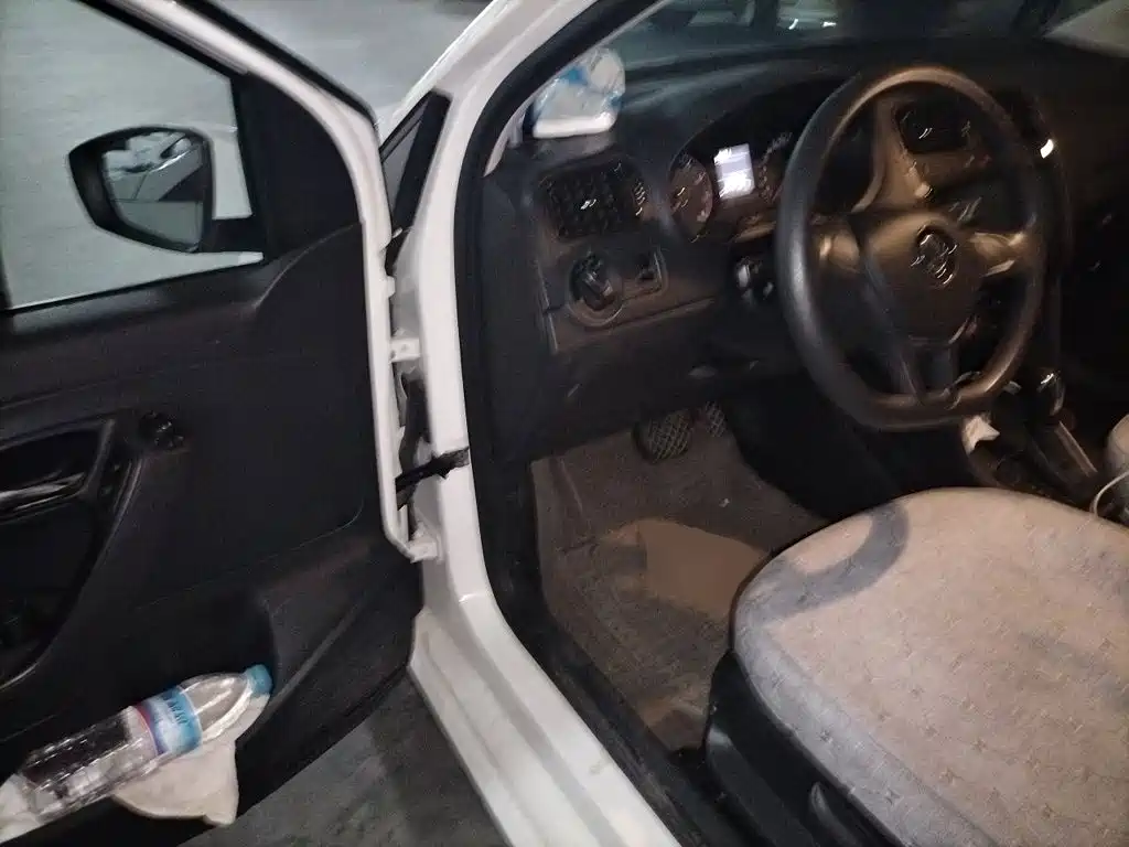 Volkswagen Polo — миниатюра 12
