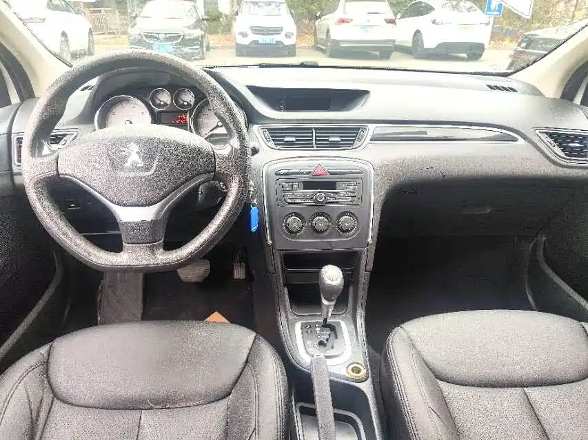 Peugeot 308 2014 1.6L AT