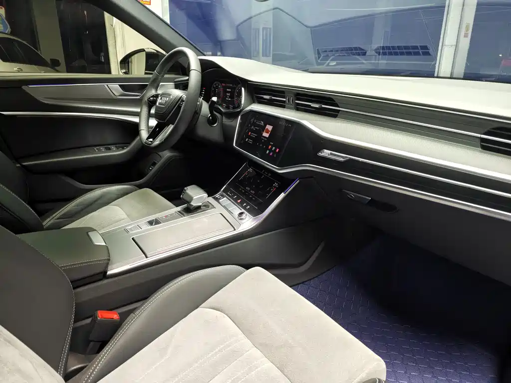 Audi A6L — миниатюра 10