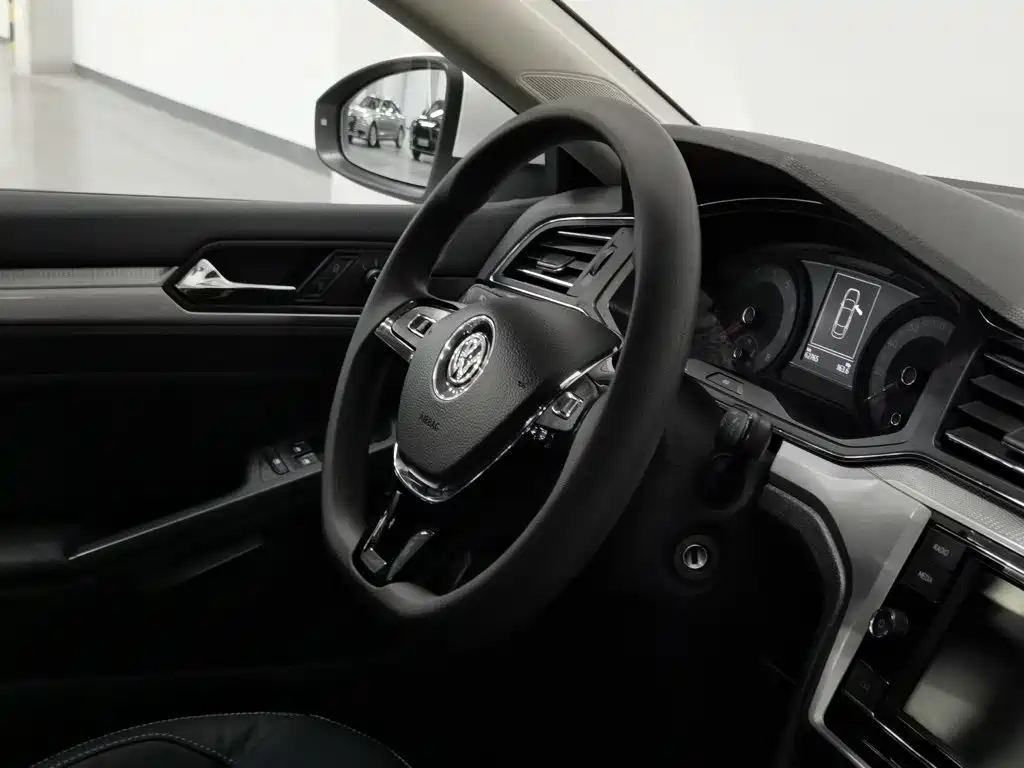 Volkswagen Lamando — миниатюра 22