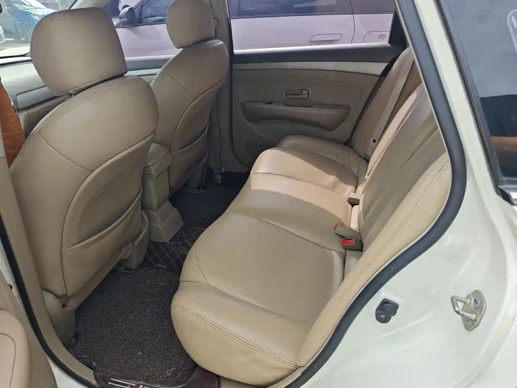 Nissan Sylphy — миниатюра 10