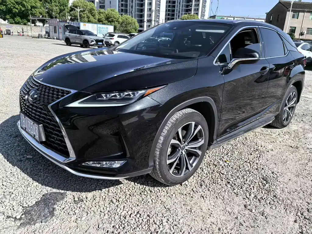 Lexus RX 2021