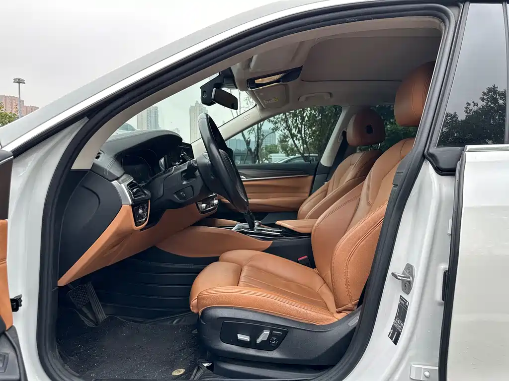 BMW 6 Series GT — миниатюра 4