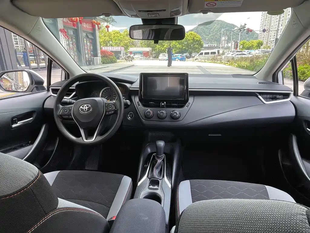 Toyota Corolla - фото 13
