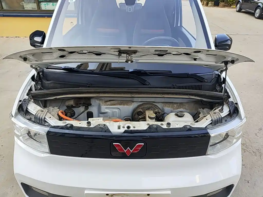 Wuling MINIEV — миниатюра 20