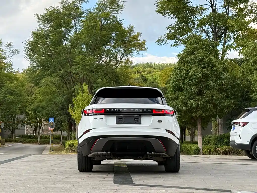 Land Rover Velar — миниатюра 8