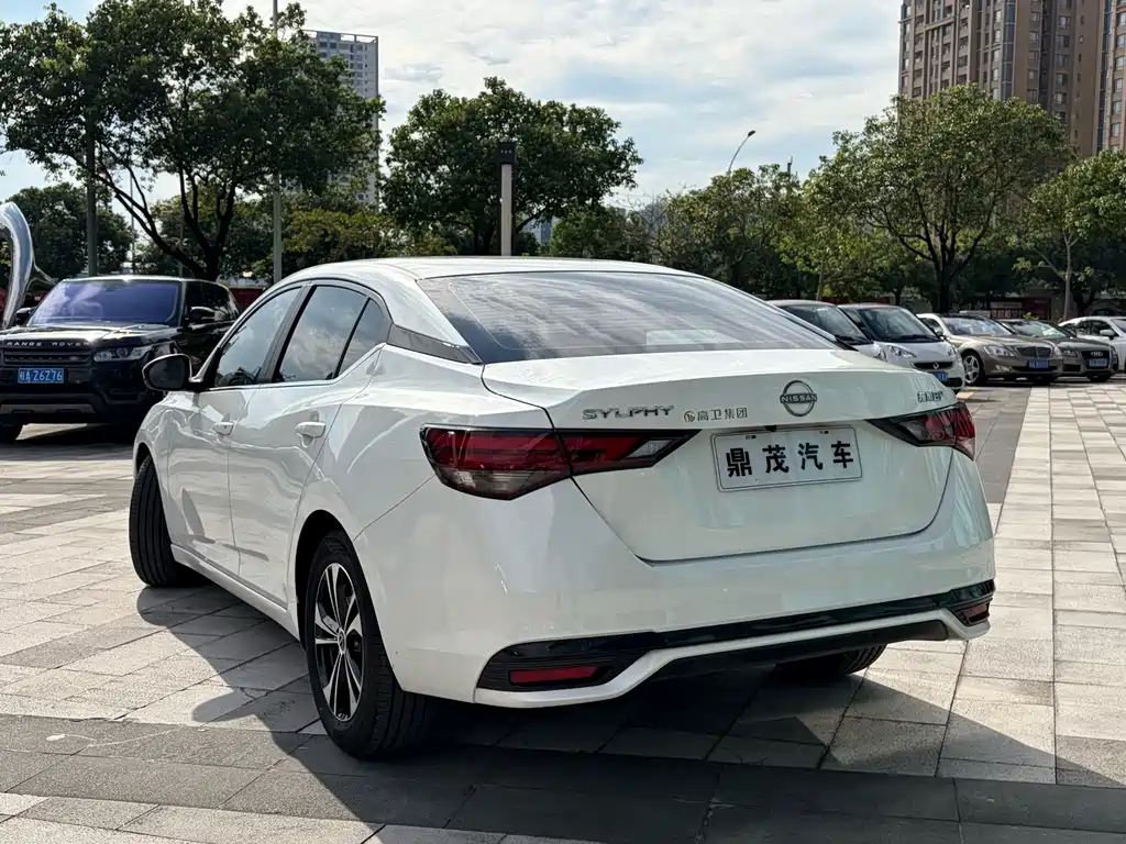Nissan Sylphy — миниатюра 12
