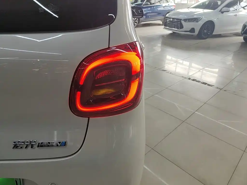Wuling Mini EV MINIEV 2025