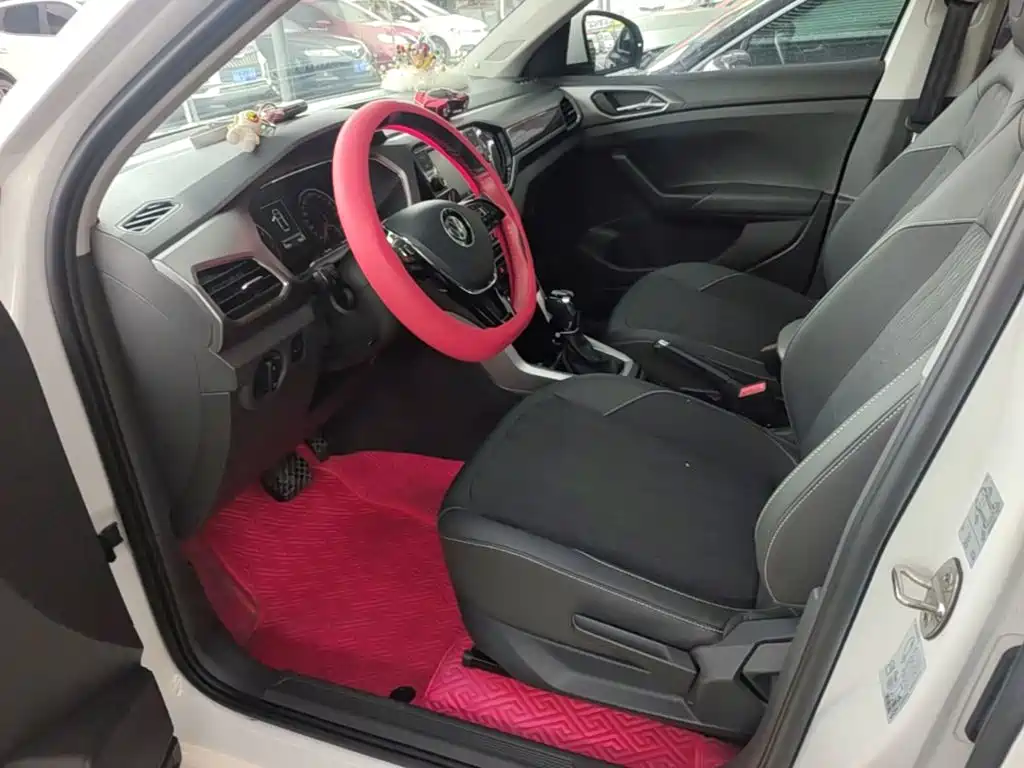 Volkswagen T-Cross — миниатюра 15