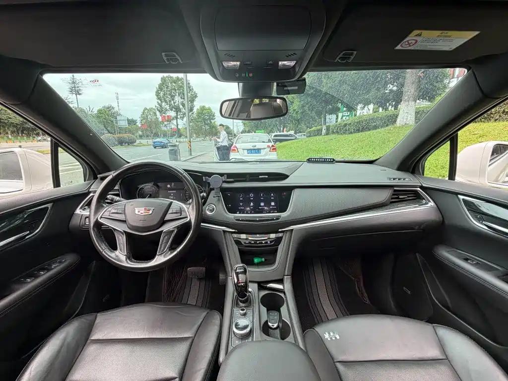 Cadillac XT5 — миниатюра 13