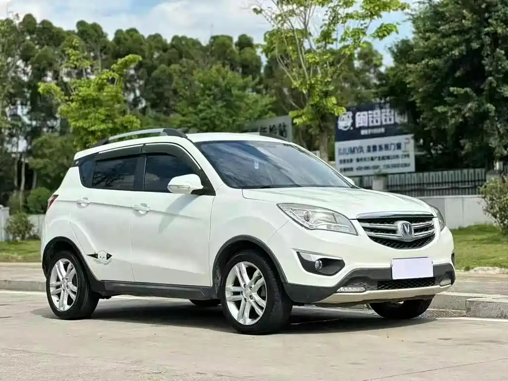 CHANGAN CS35