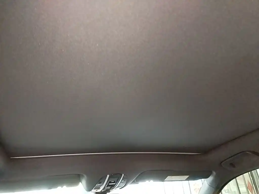 Porsche Cayenne — миниатюра 18