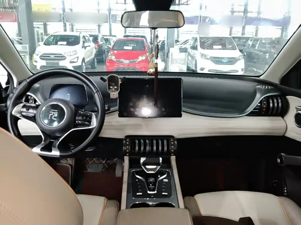 BYD Yuan Plus — миниатюра 10