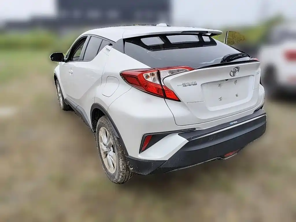 Toyota IZOA — миниатюра 7