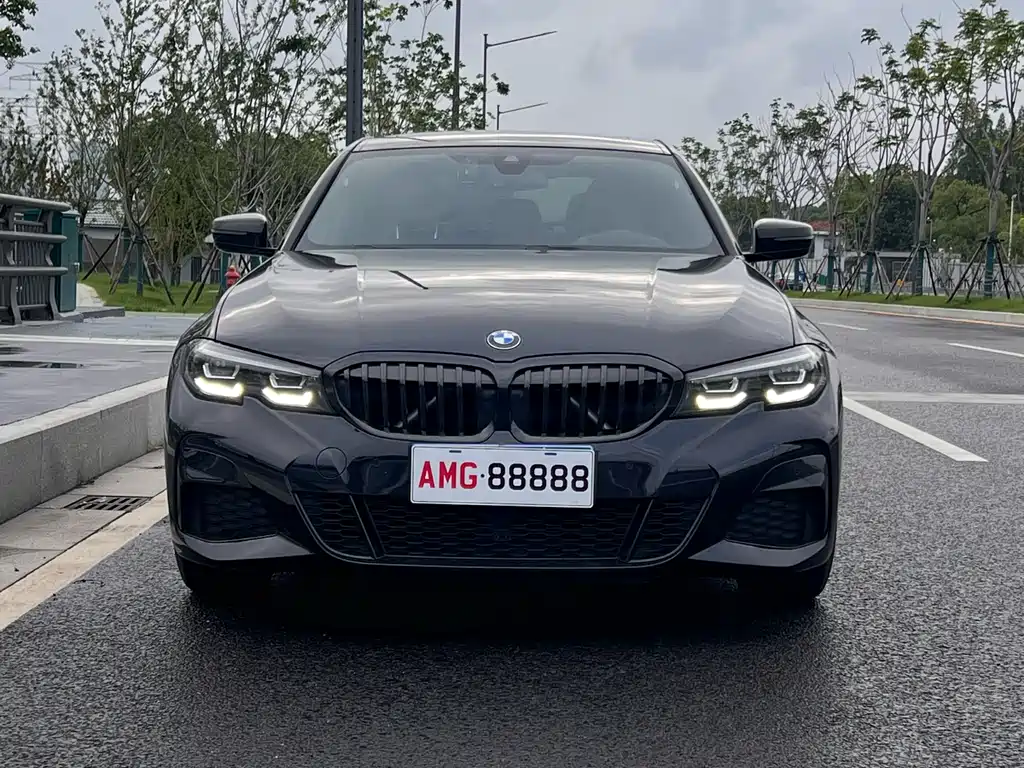 BMW 3 Series 3 2022 330Li xDrive M Sport