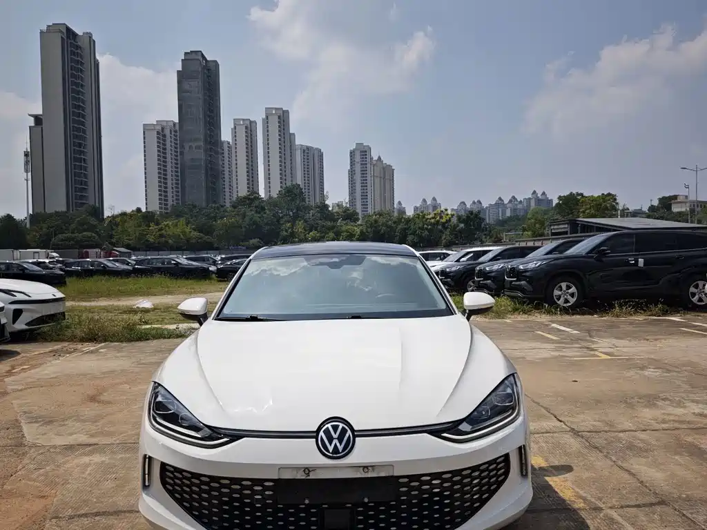 Volkswagen Lamando — миниатюра 2