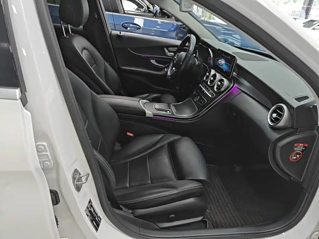 Mercedes-Benz C-Class (Import) — миниатюра 25