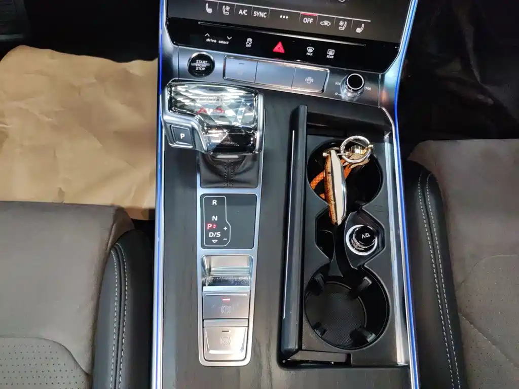 Audi A6L 2024 45 TFSI quattro