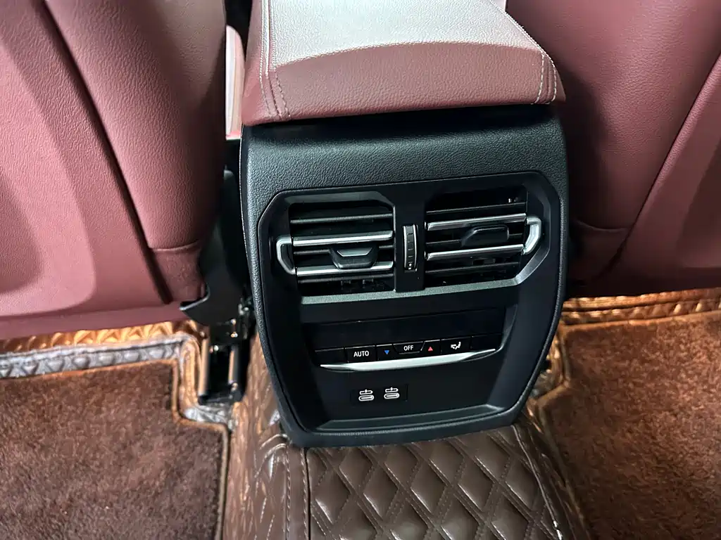 BMW 3 Series — миниатюра 13