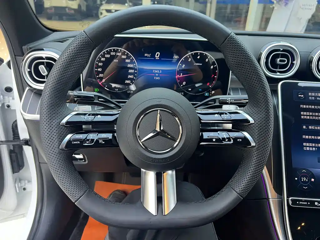 Mercedes-Benz C-Class — миниатюра 18
