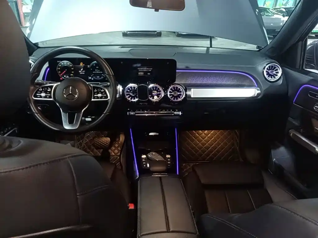 Mercedes-Benz EQB — миниатюра 10